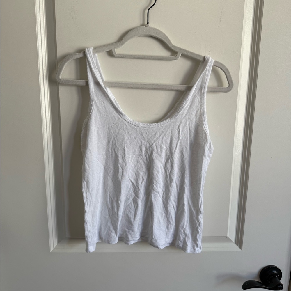 Abercrombie & Fitch white tank top